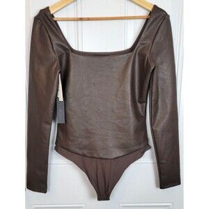 Aritizia Ten by Babaton Faux Leather Bodysuit Size M Mocha Brown Long Sl…